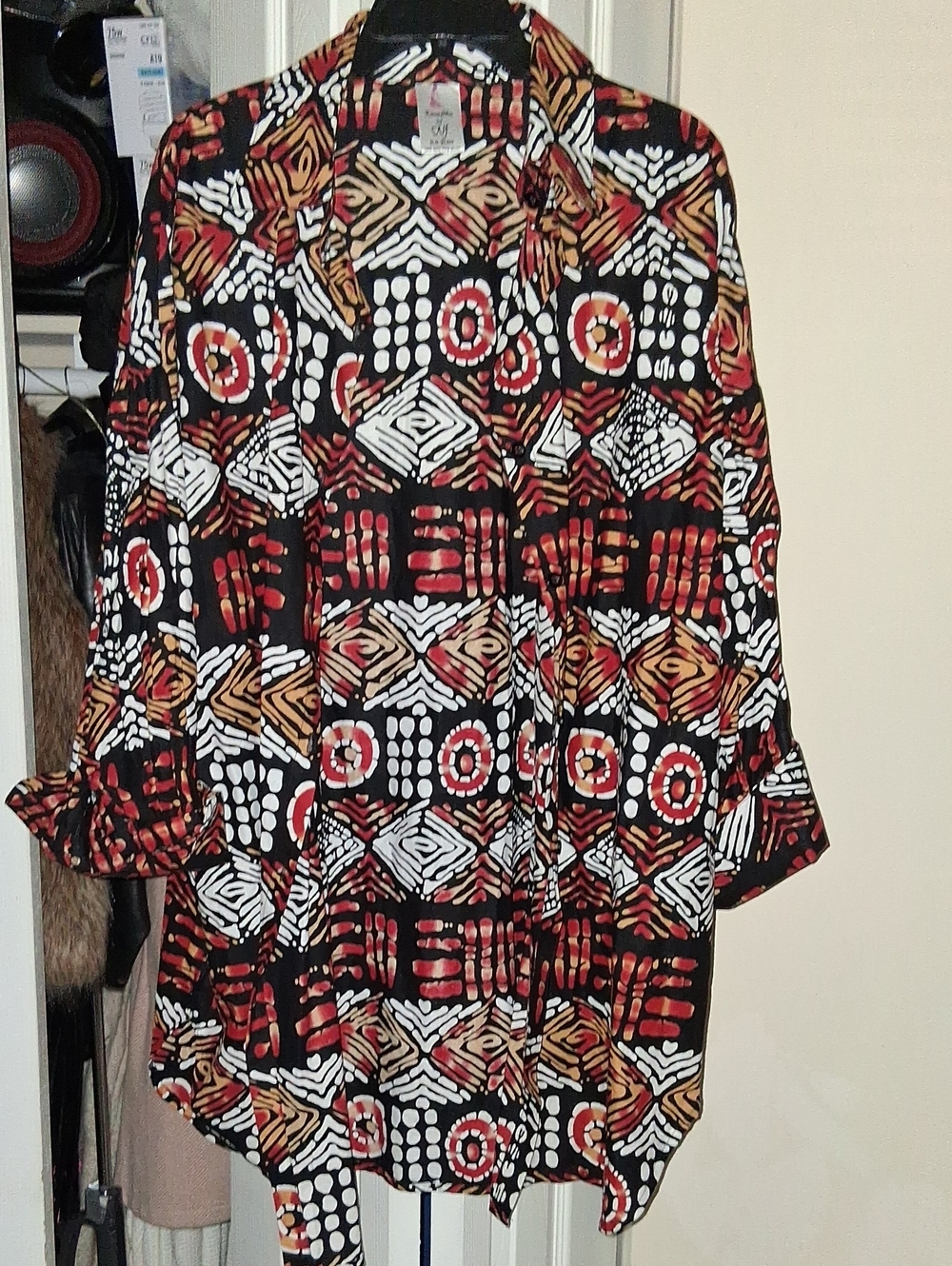 Women’s Button-Down Shirt with Geometric Print — Black, Red & Tan